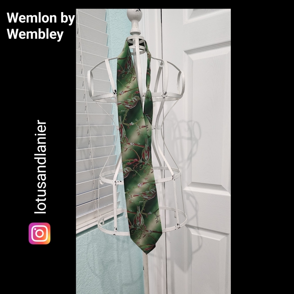Wemlon by Wembly Vintage Green  Bird Tie
